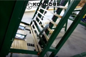 KOMODUS системы управления станок для резки устройство кадрирования пресс шипорезный фрезерный станок  упаковочная машина в Польше